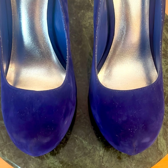Blue Suede Shoes - Picture 5 of 5